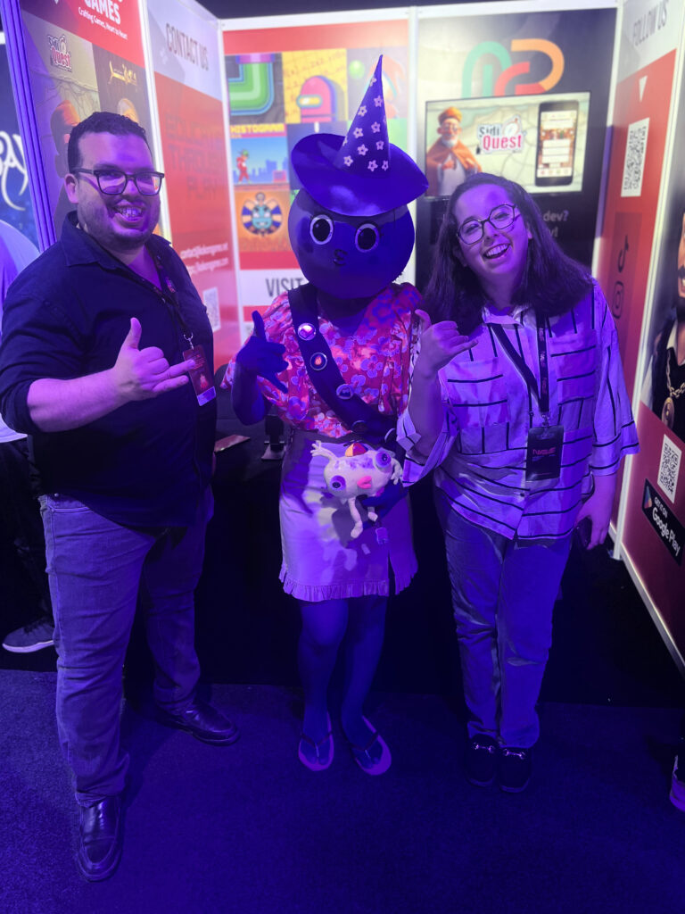 Gaming au Maroc : Photo avec la cosplayeuse Shams